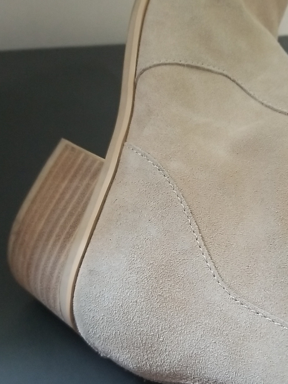 Dolce Vita Beige Suede Booties Size 9.5 - Picture 10 of 10